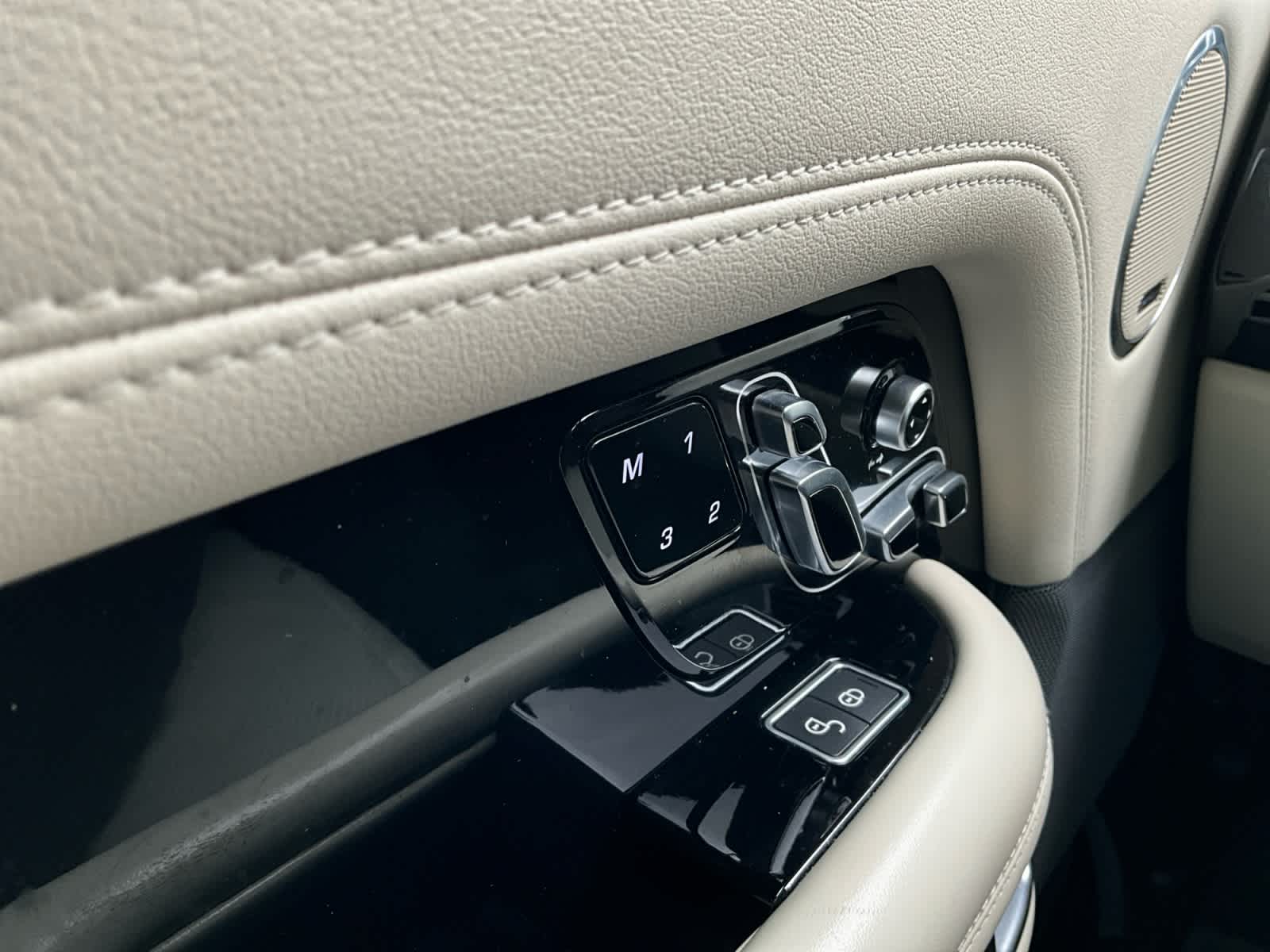 2020 Land Rover Range Rover HSE