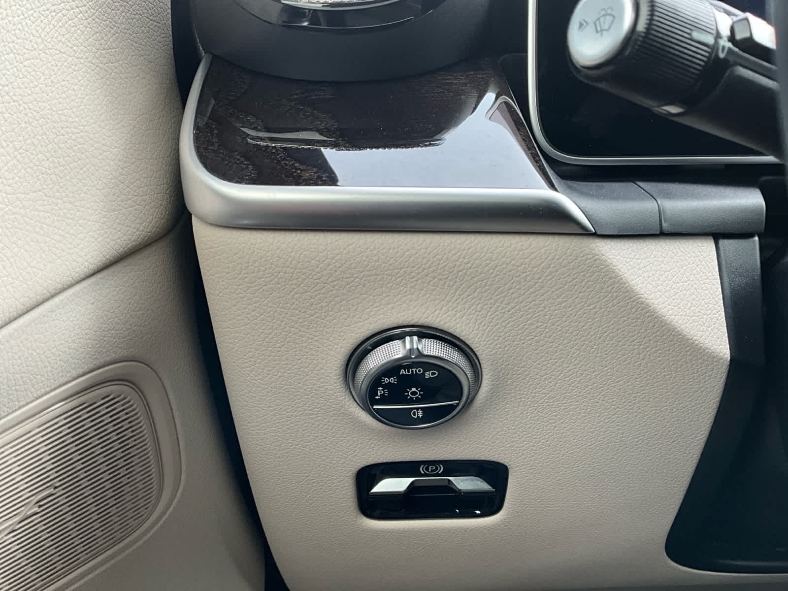 2025 Mercedes-Benz GLC GLC 350e