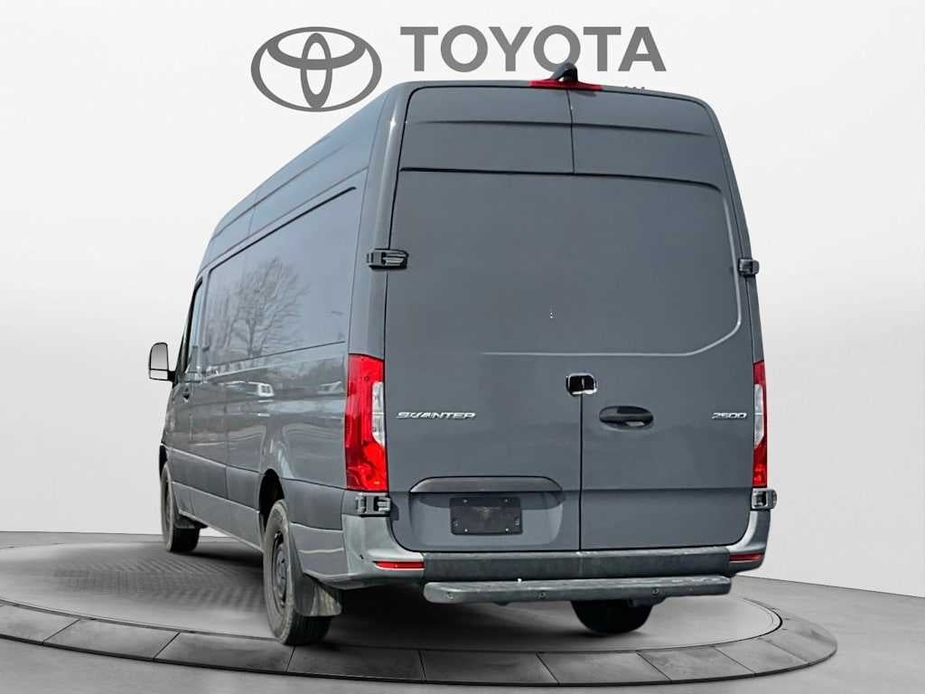2023 Mercedes-Benz Sprinter Cargo Van 2500 High Roof I4 Gas 170" RWD