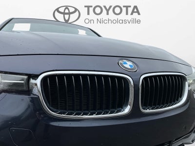 2017 BMW 320i 320i