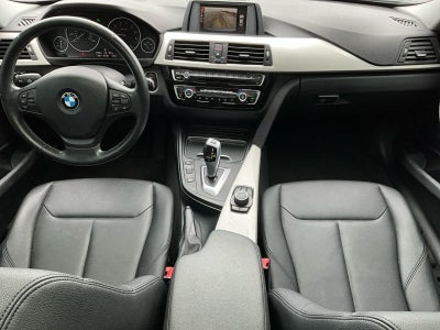2017 BMW 320i 320i