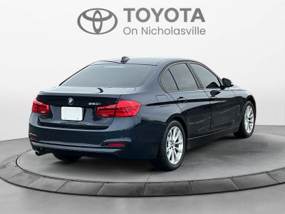 2017 BMW 320i 320i