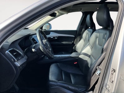 2018 Volvo XC90 Momentum