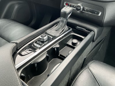 2020 Volvo XC90 Momentum