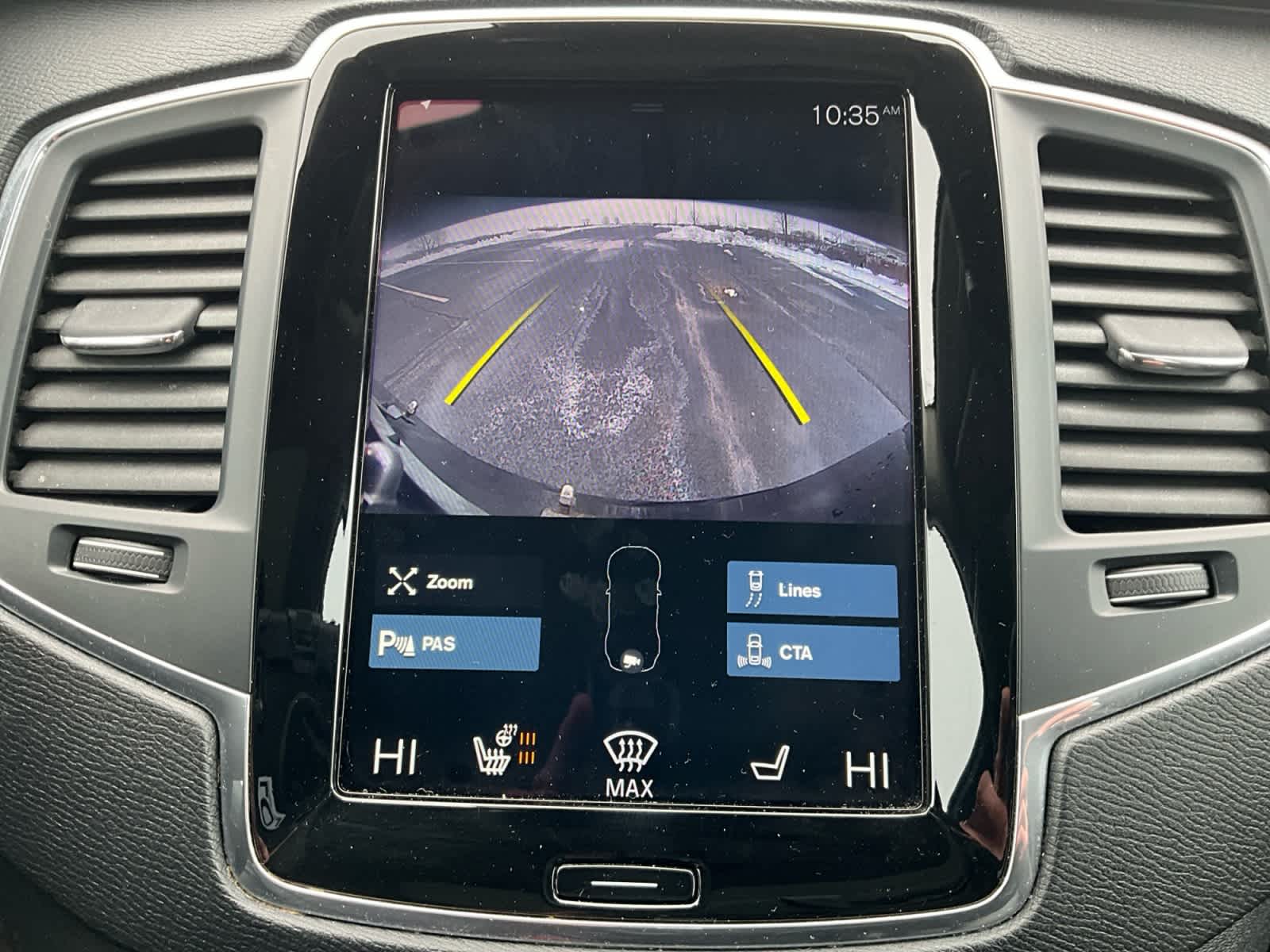 2020 Volvo XC90 Momentum