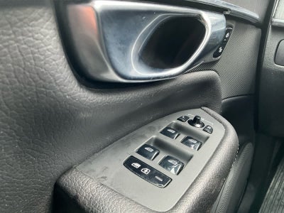 2020 Volvo XC90 Momentum