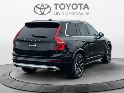 2020 Volvo XC90 Momentum