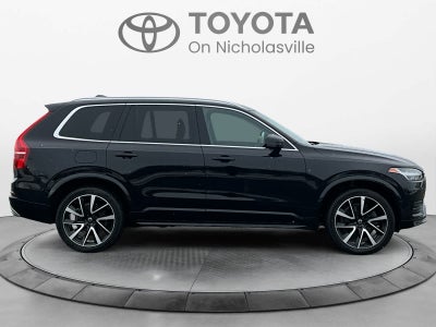 2020 Volvo XC90 Momentum