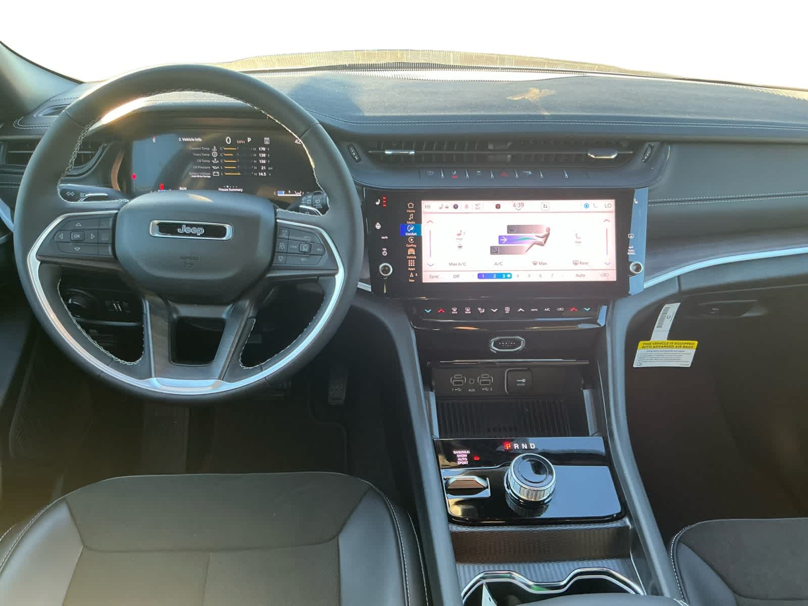 2026 Jeep Grand Cherokee Laredo Altitude