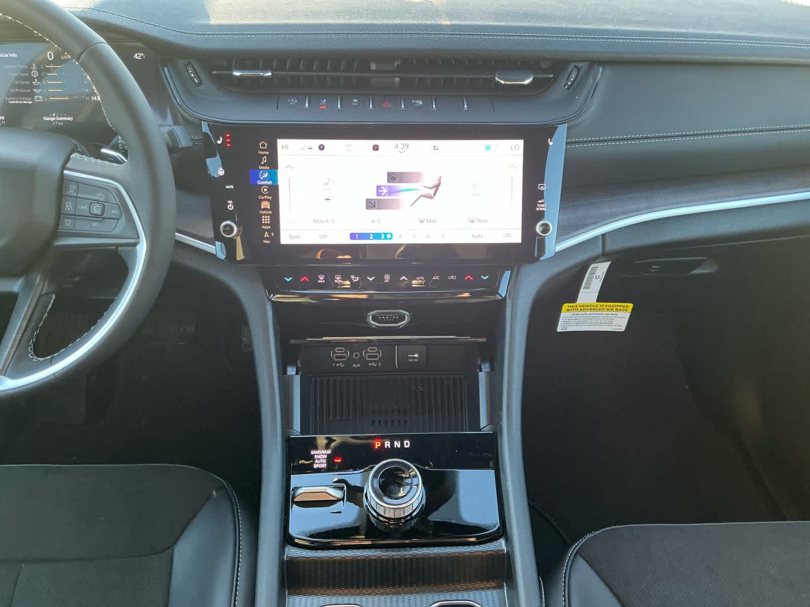 2026 Jeep Grand Cherokee Laredo Altitude