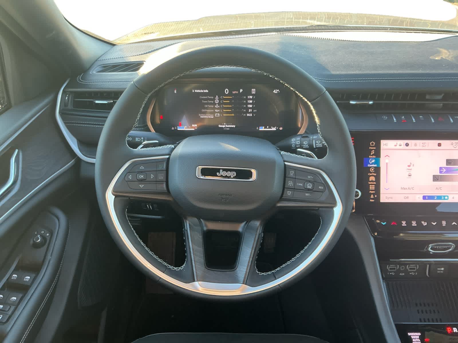 2026 Jeep Grand Cherokee Laredo Altitude