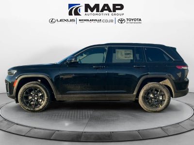 2026 Jeep Grand Cherokee Laredo Altitude