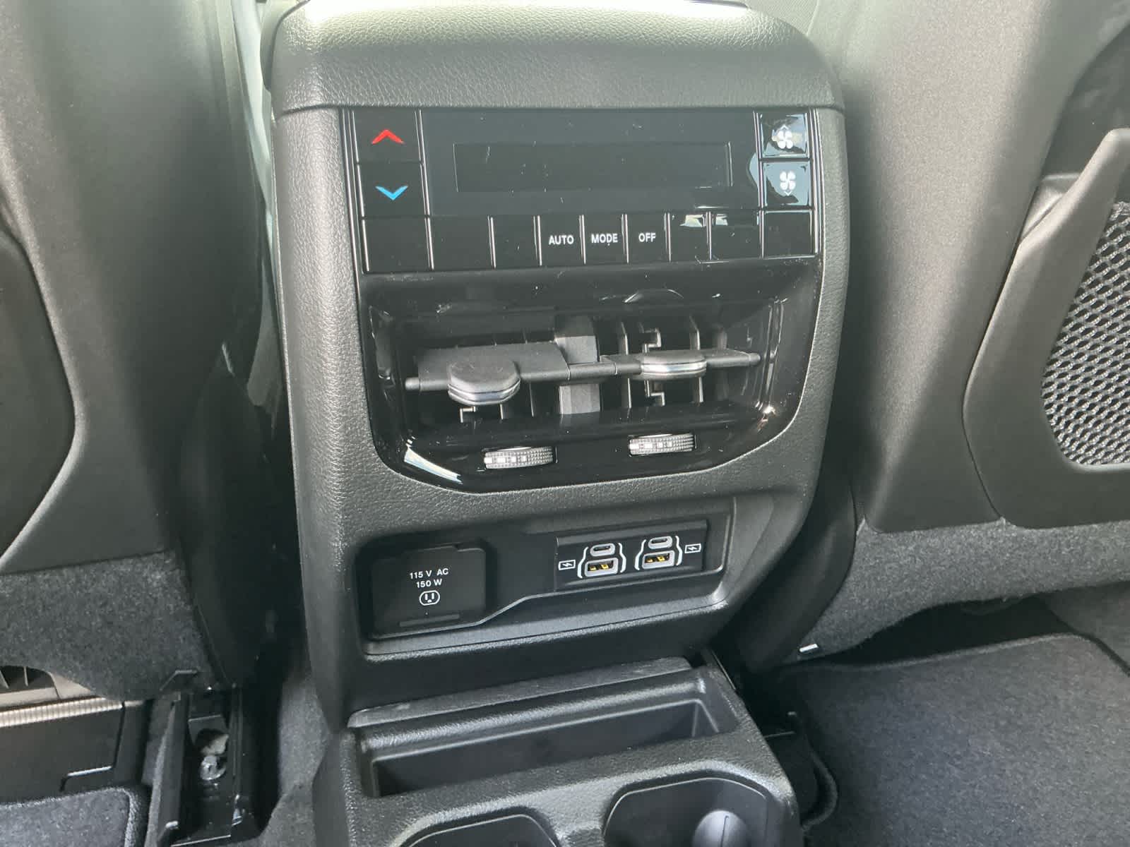 2025 Jeep Grand Cherokee L Laredo X