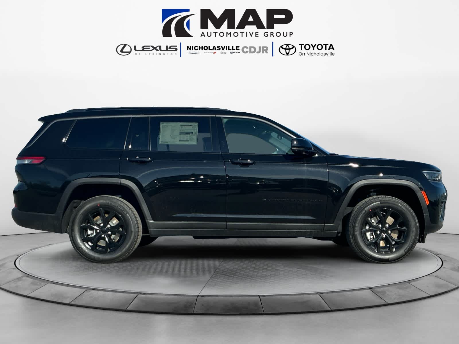 2026 Jeep Grand Cherokee L Laredo Altitude