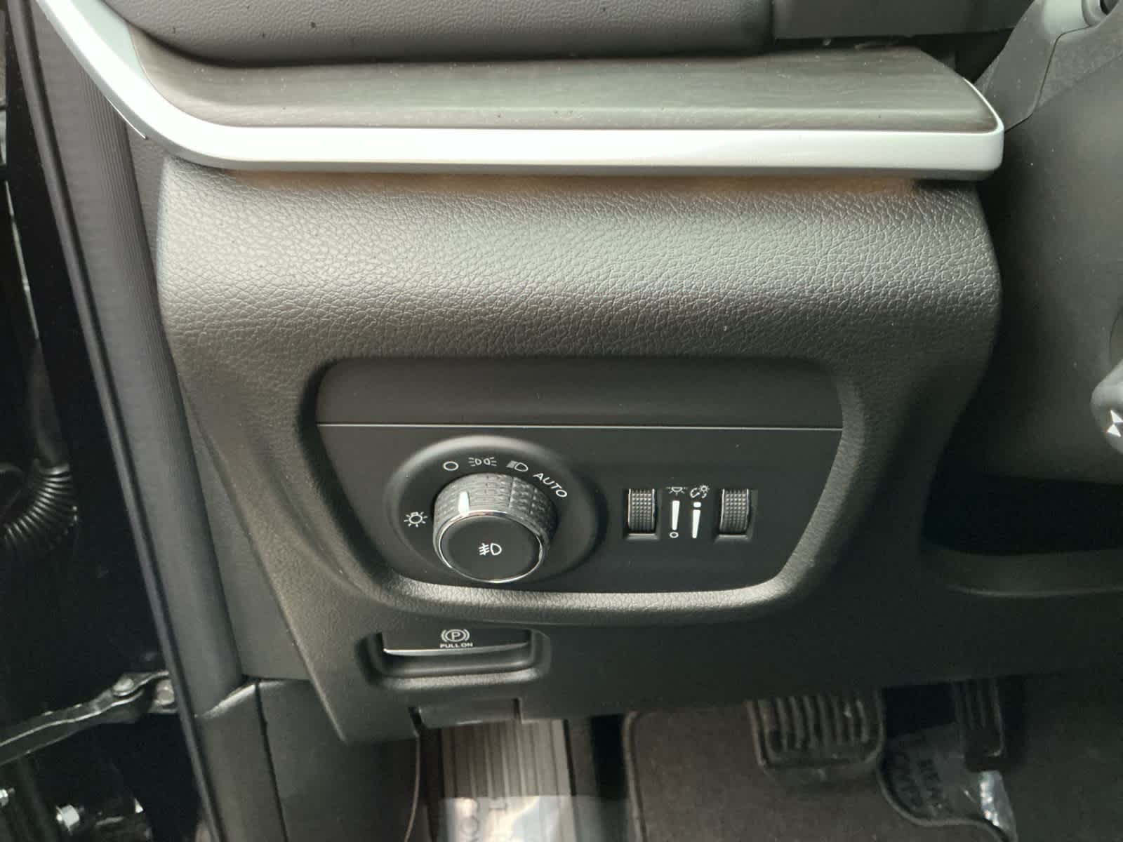 2026 Jeep Grand Cherokee L Limited Reserve