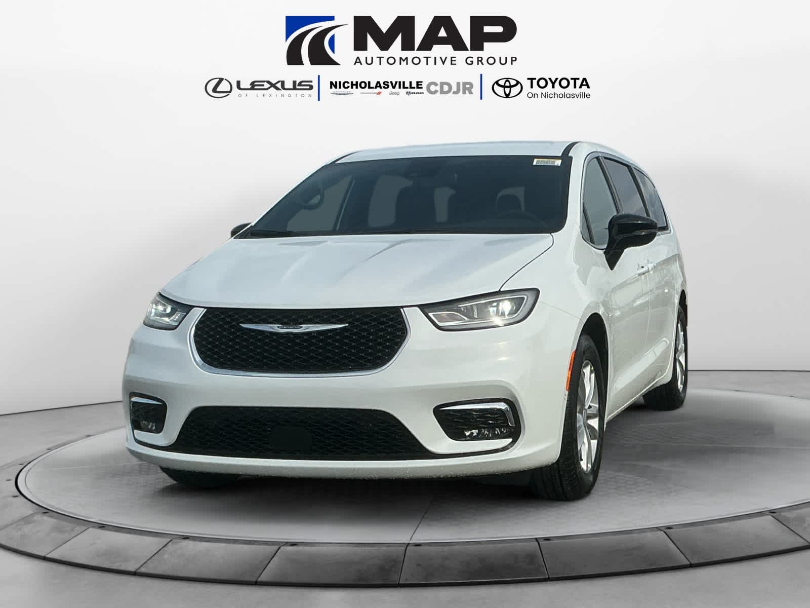 2026 Chrysler Pacifica Select