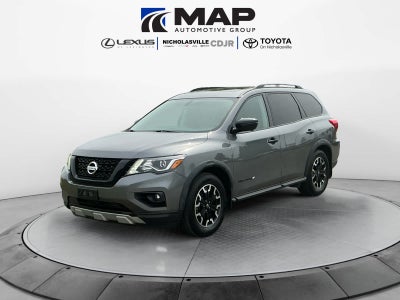 2019 Nissan Pathfinder SL