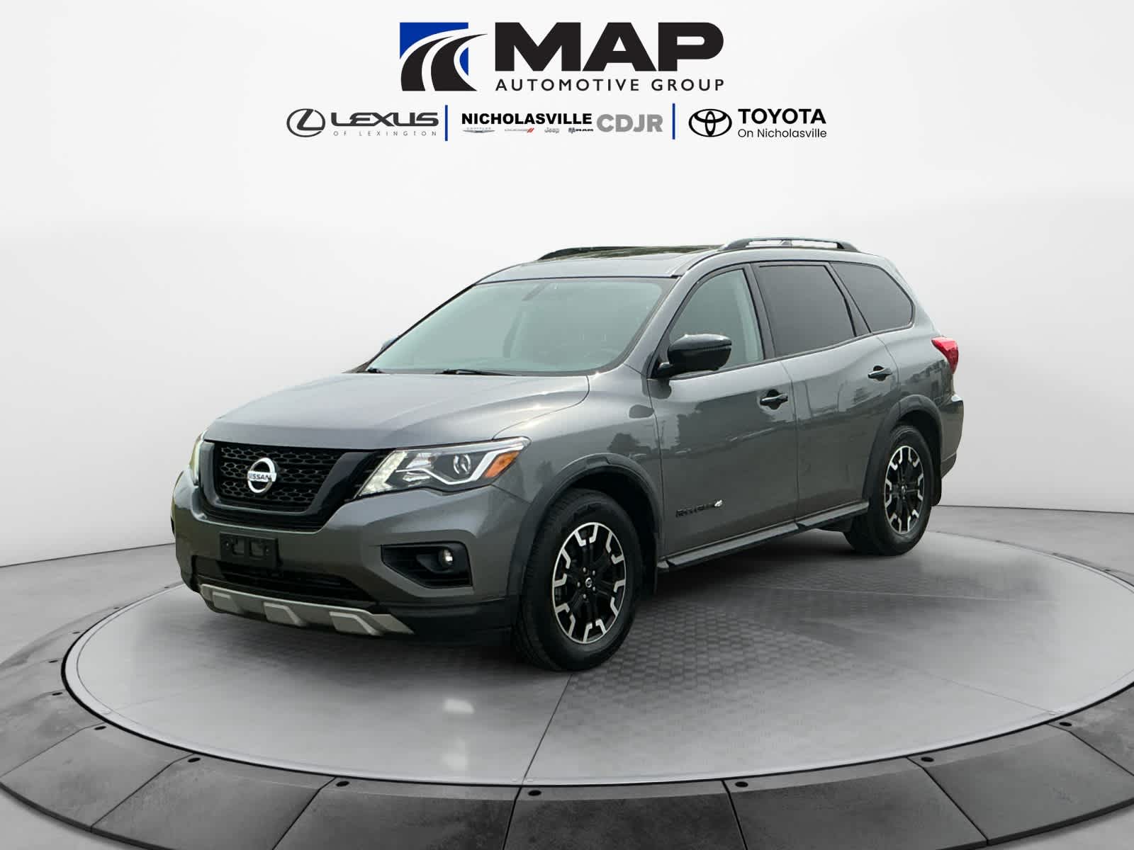 2019 Nissan Pathfinder SL
