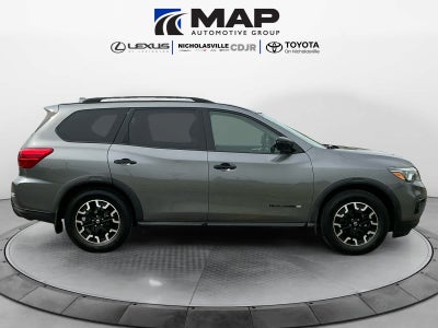 2019 Nissan Pathfinder SL