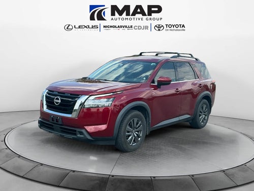 2022 Nissan Pathfinder SV