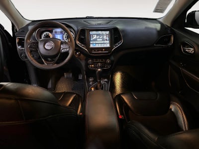 2023 Jeep Cherokee Trailhawk
