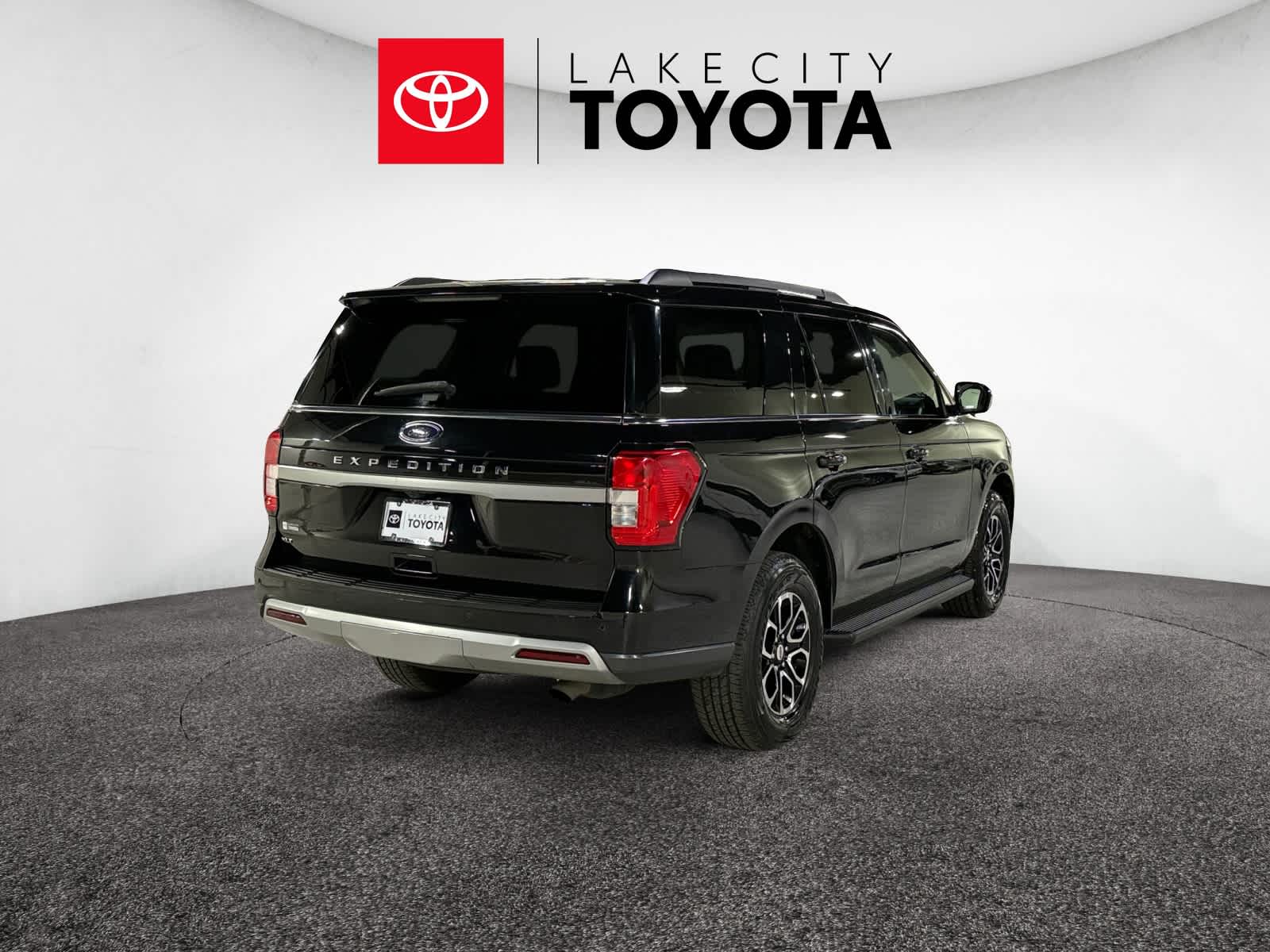 2024 Ford Expedition XLT