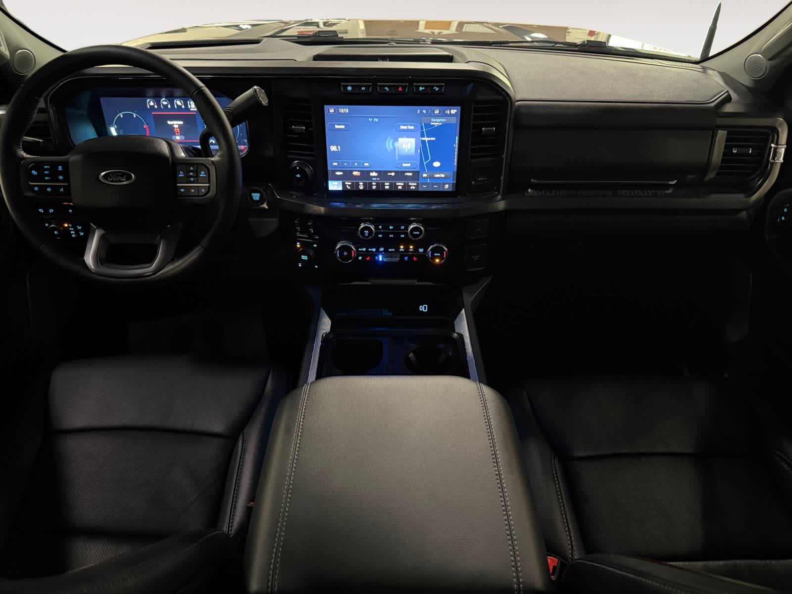 2024 Ford Super Duty F-250 Pickup LARIAT