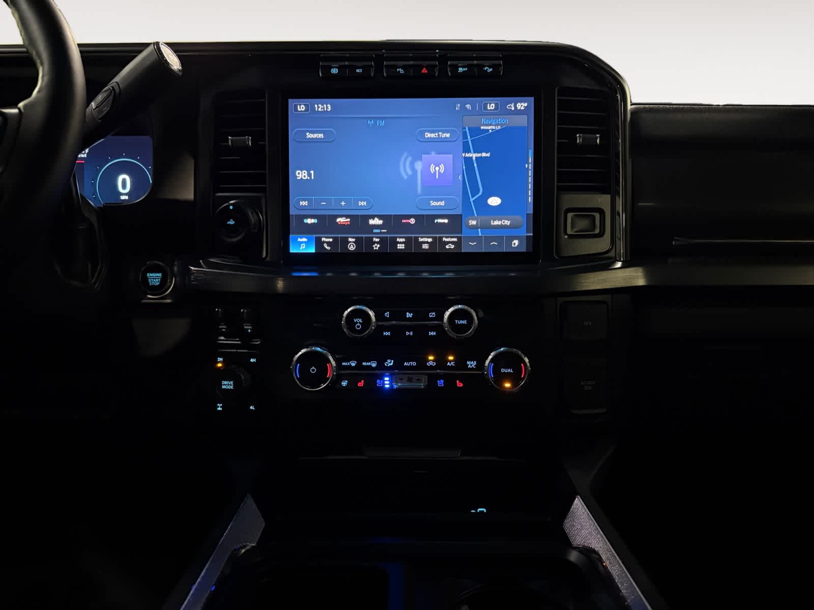 2024 Ford Super Duty F-250 Pickup LARIAT
