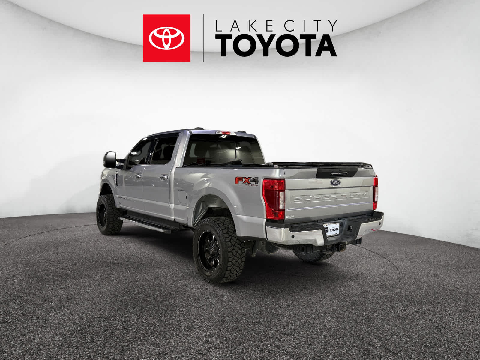 2021 Ford Super Duty F-350 SRW Pickup LARIAT