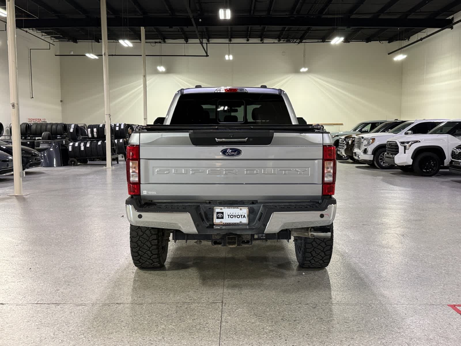 2021 Ford Super Duty F-350 SRW Pickup LARIAT