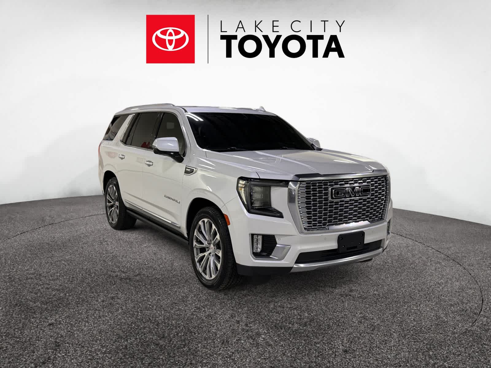 2021 GMC Yukon Denali Denali