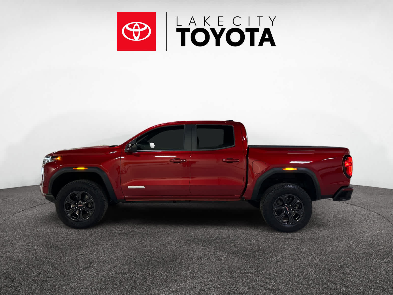 2025 GMC Canyon 2WD Elevation