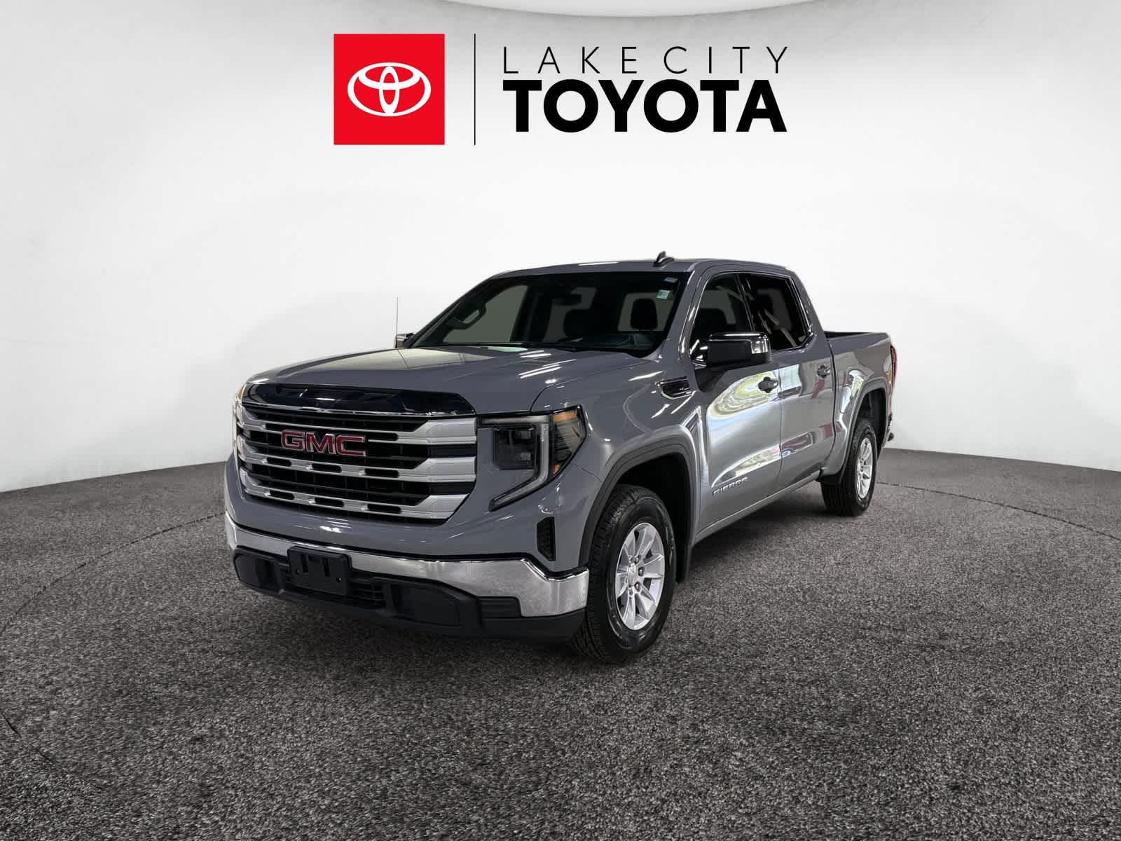 2024 GMC Sierra 1500 SLE