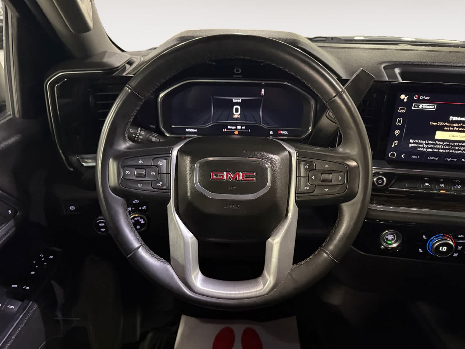 2024 GMC Sierra 1500 SLE