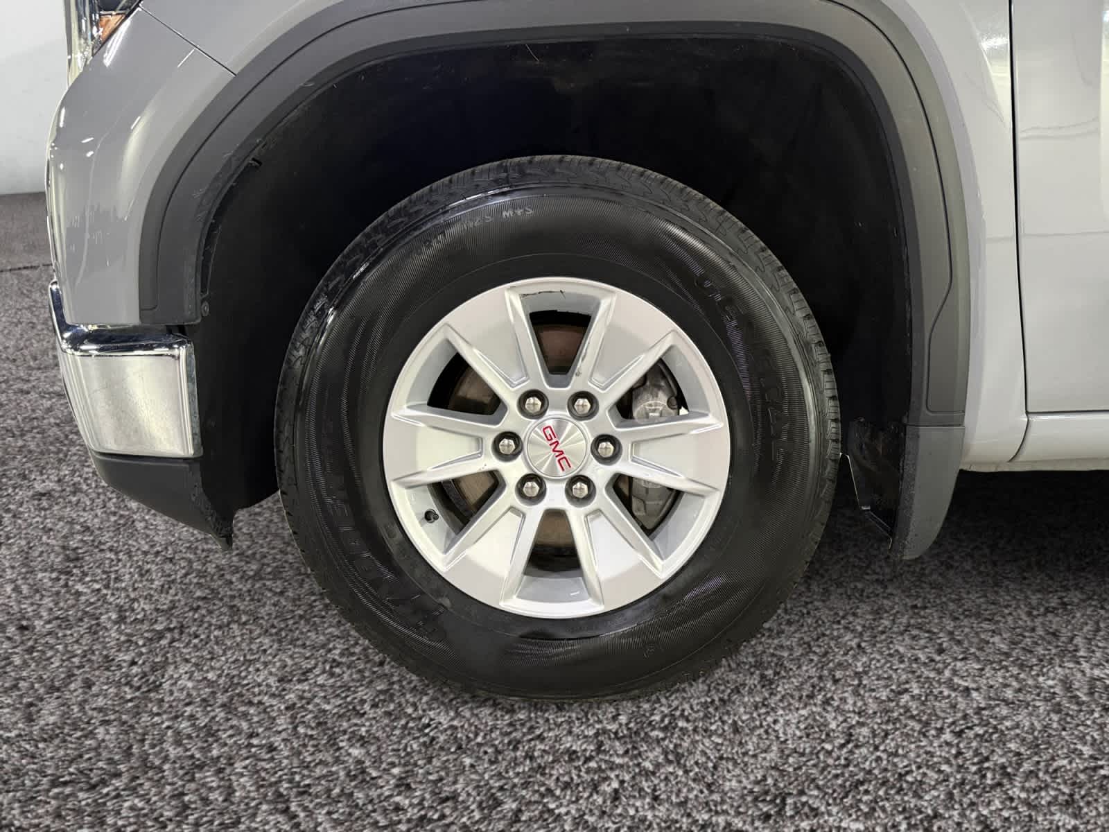 2024 GMC Sierra 1500 SLE