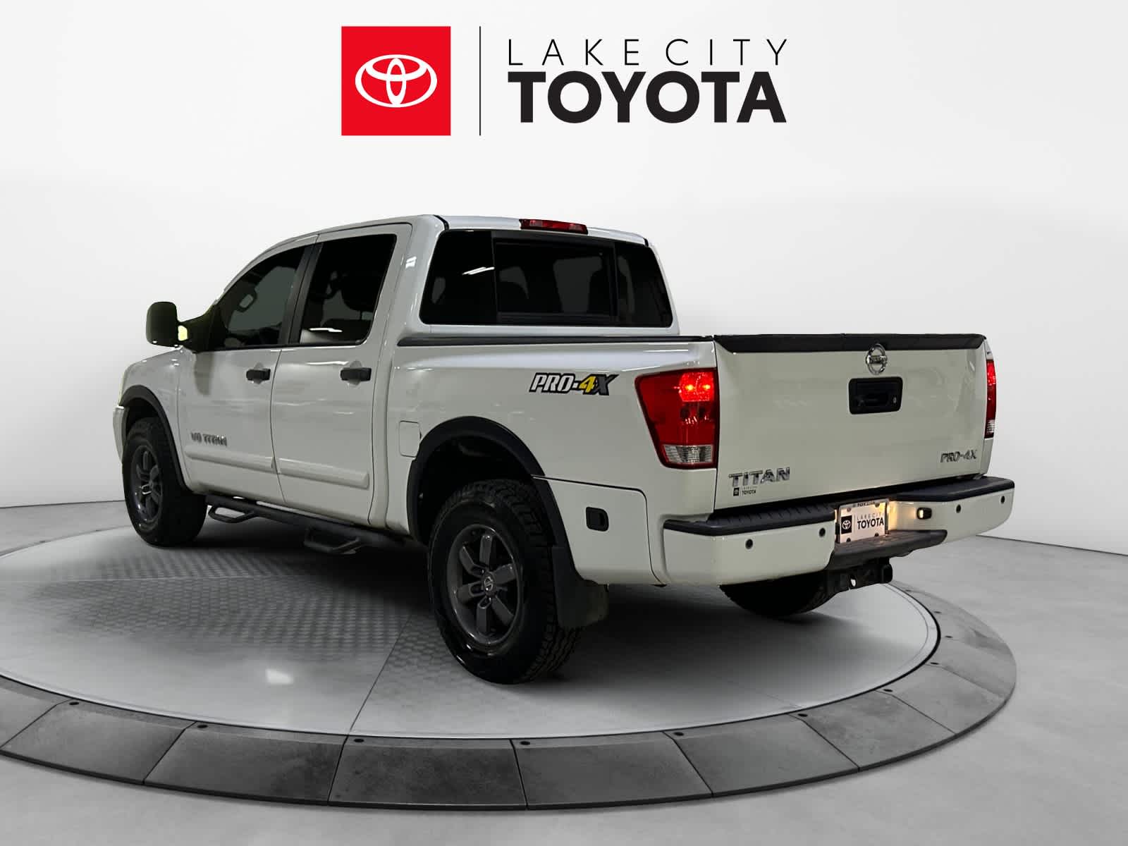 2015 Nissan Titan PRO-4X