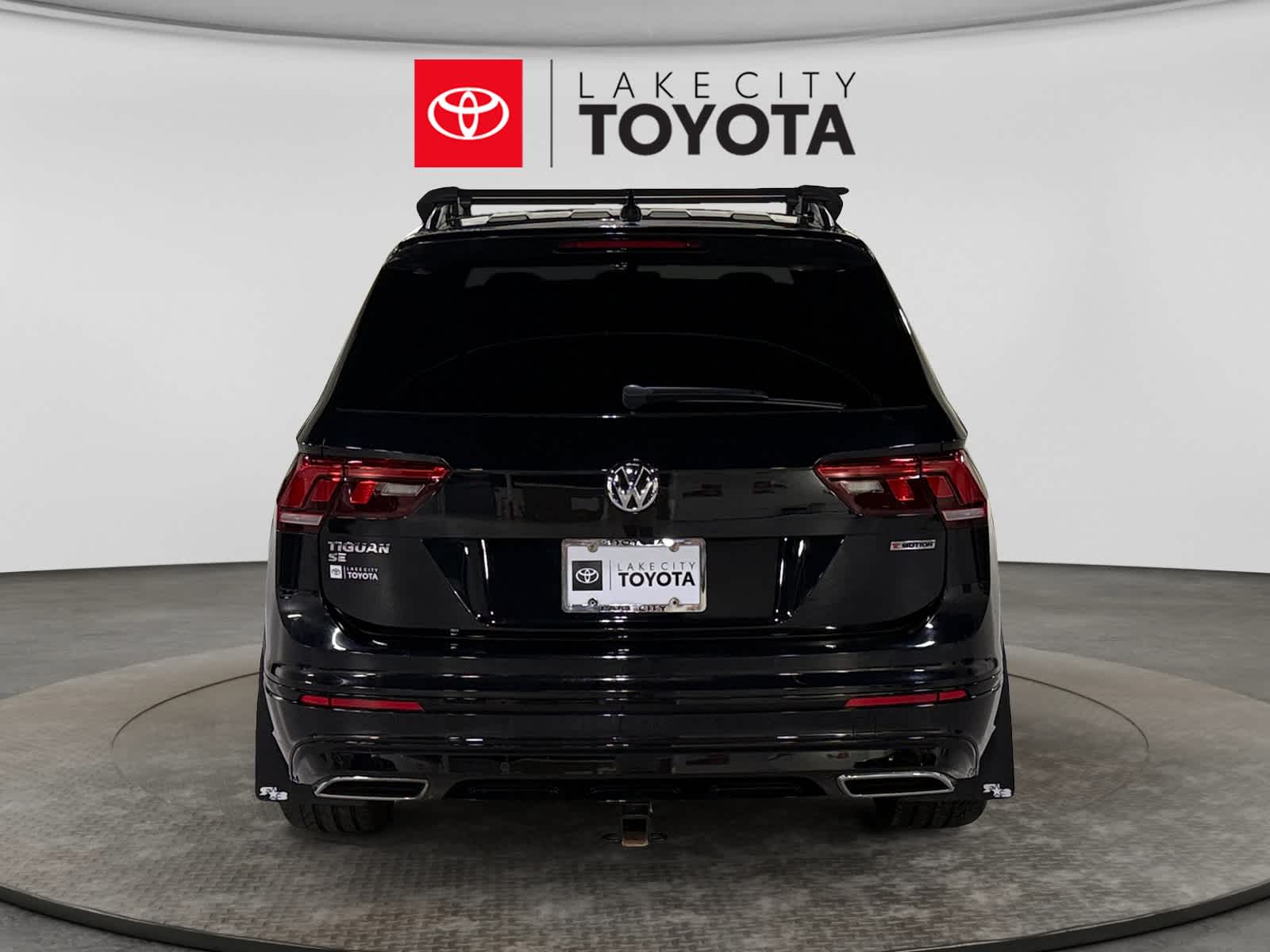 2021 Volkswagen Tiguan SE R-Line Black