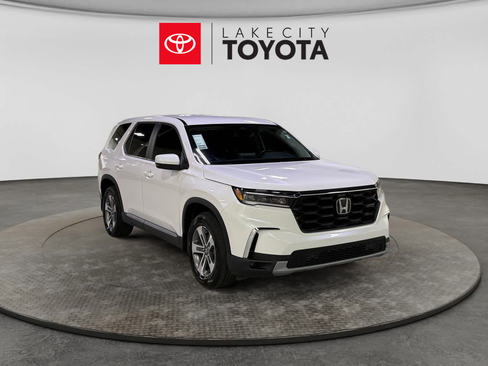 2024 Honda Pilot EX-L 8 Passenger