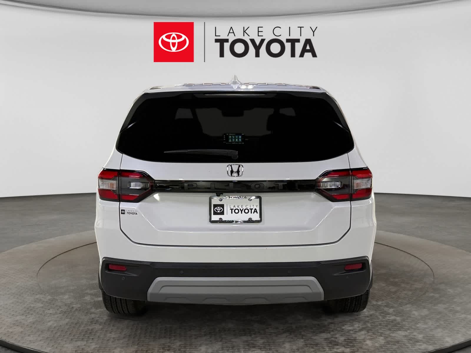 2024 Honda Pilot EX-L 8 Passenger