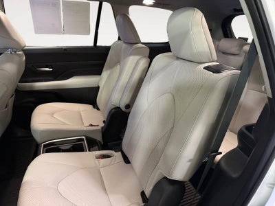 2025 Toyota Grand Highlander Hybrid Limited