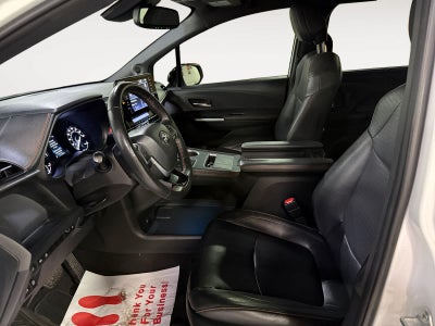 2021 Toyota Sienna XSE