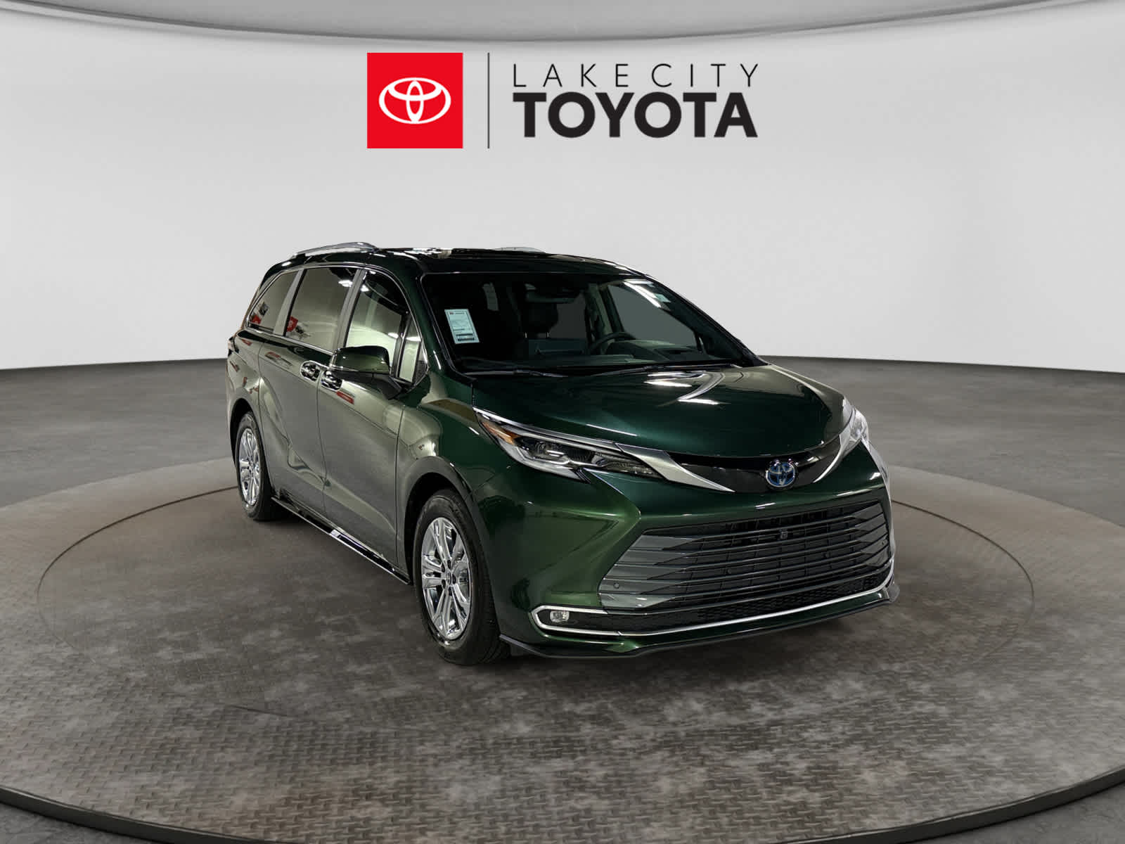 2023 Toyota Sienna Platinum