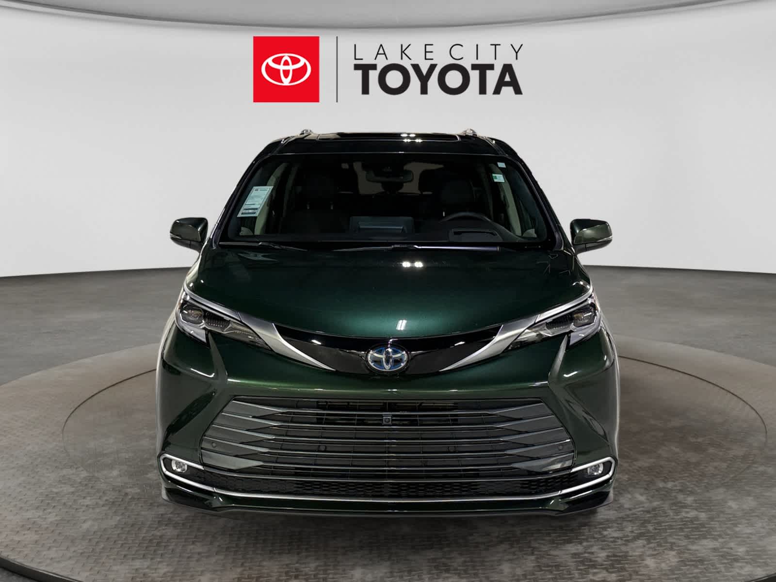 2023 Toyota Sienna Platinum