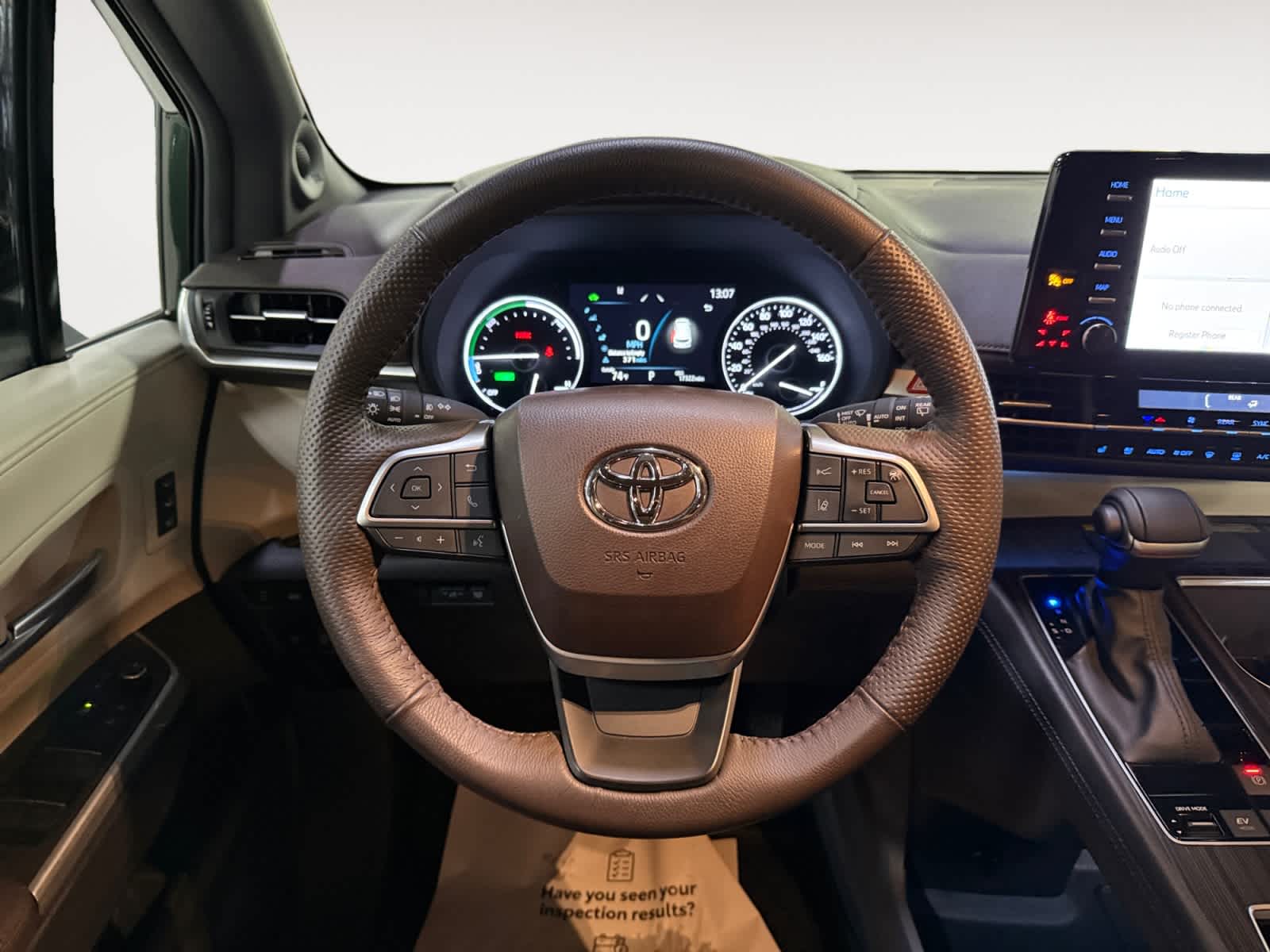 2023 Toyota Sienna Platinum