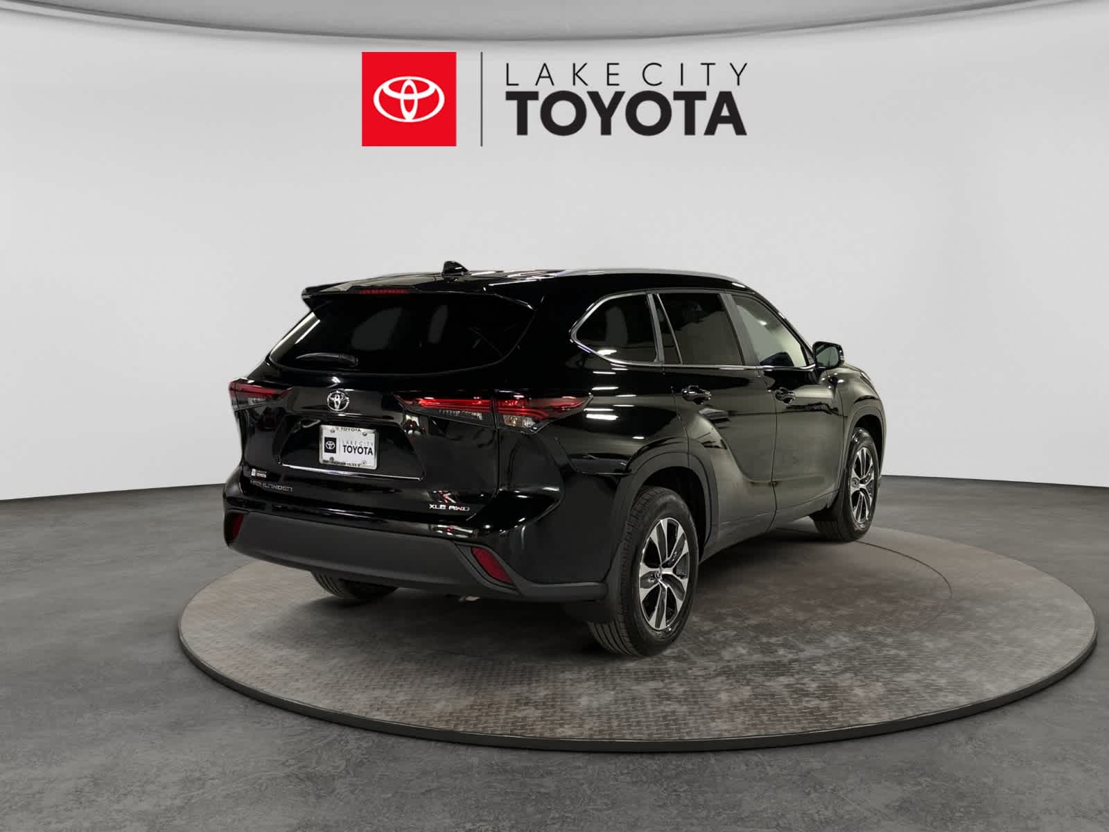 2026 Toyota Highlander XLE