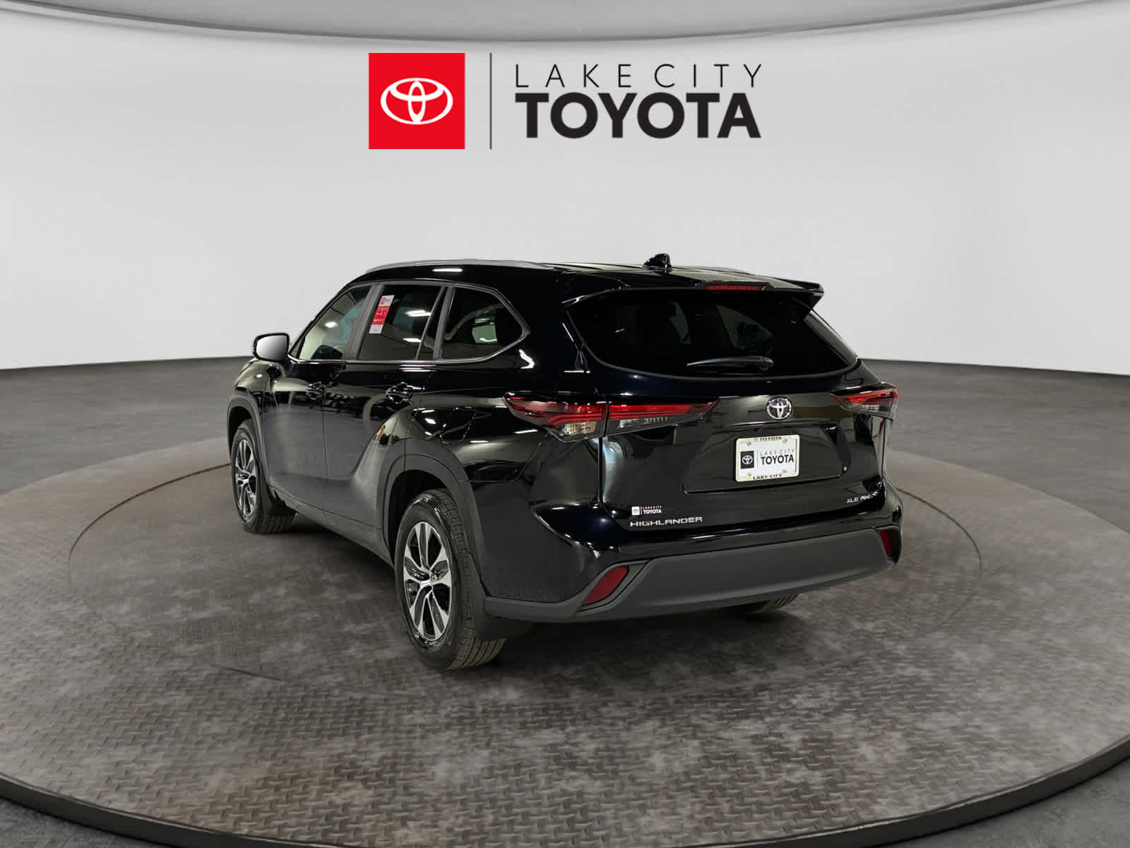2026 Toyota Highlander XLE
