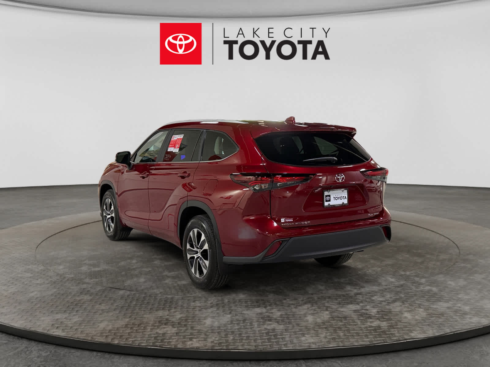 2026 Toyota Highlander XLE