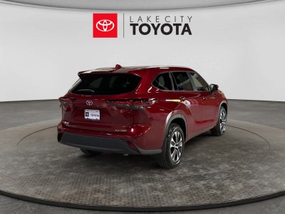 2026 Toyota Highlander XLE