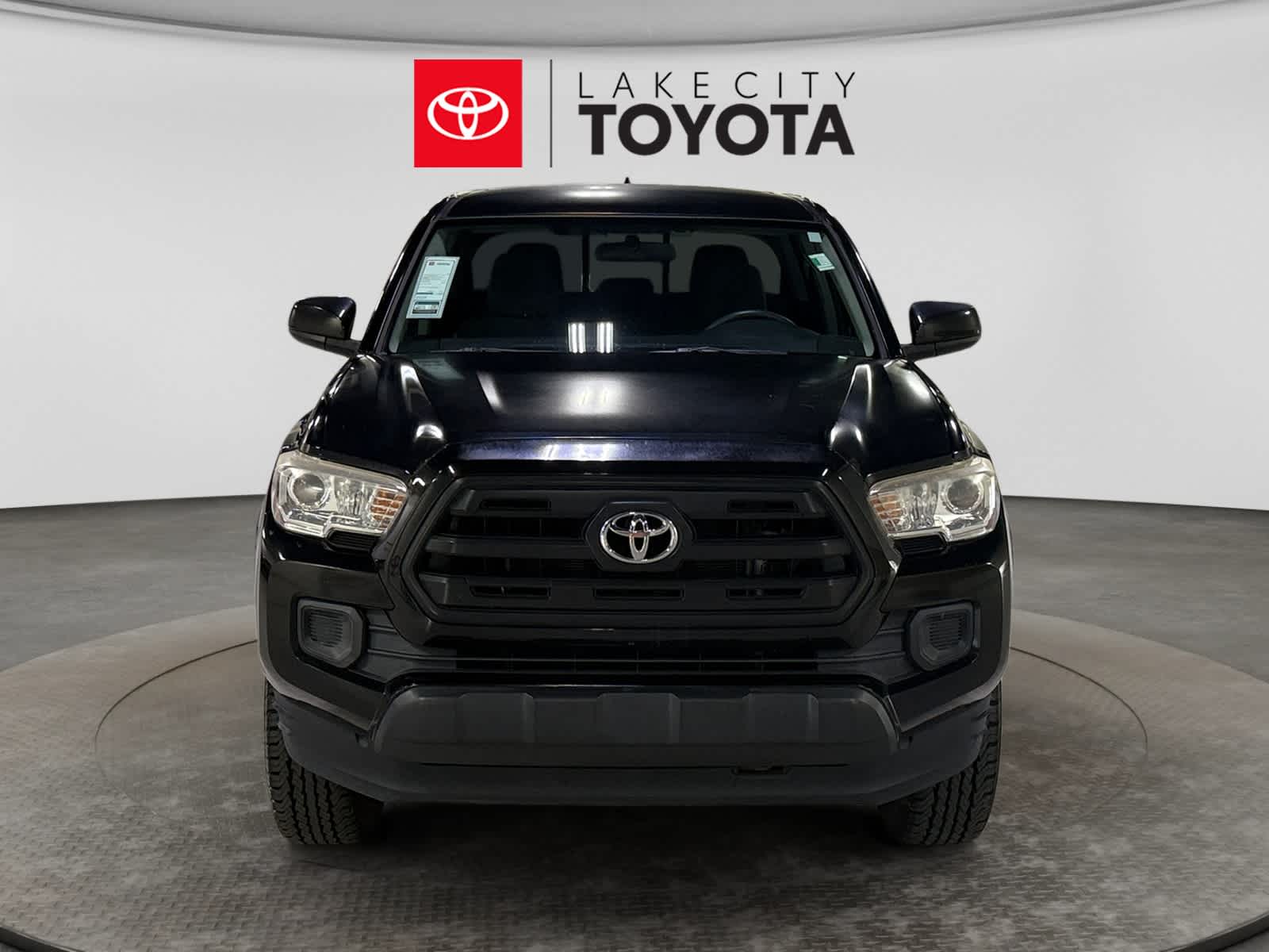 2016 Toyota Tacoma SR