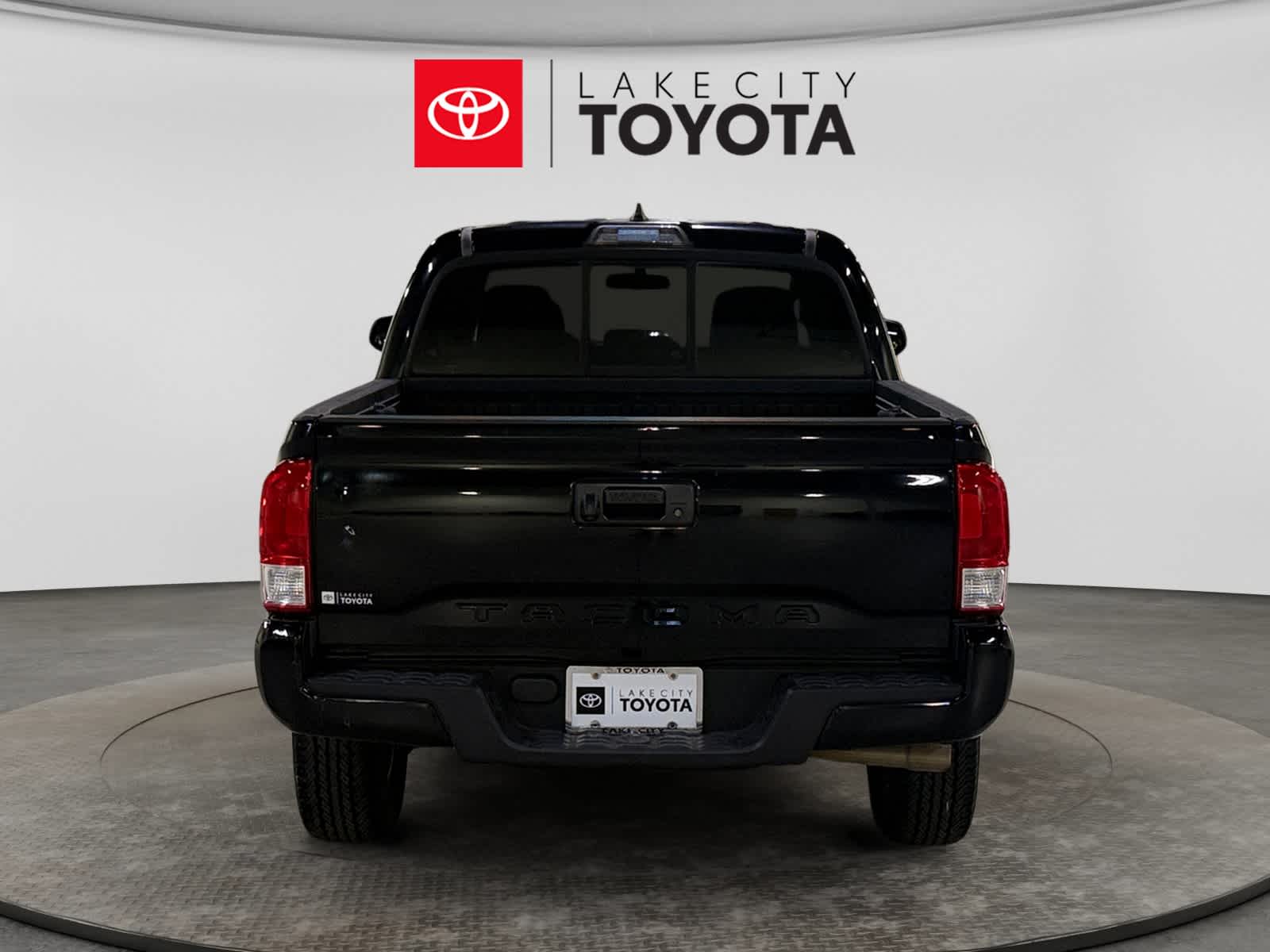 2016 Toyota Tacoma SR